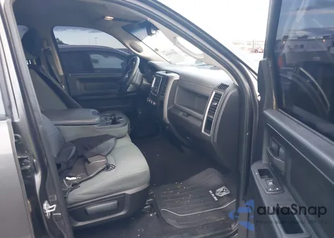 2015 Ram 1500 Tradesman z USA, uszkodzony, nr VIN 1C6RR6FG9FS565159